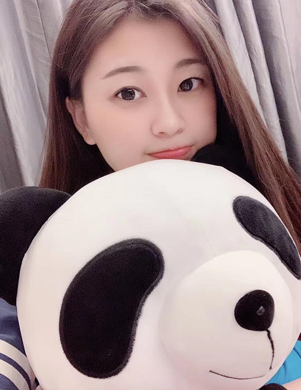 巴黎外围女经纪人