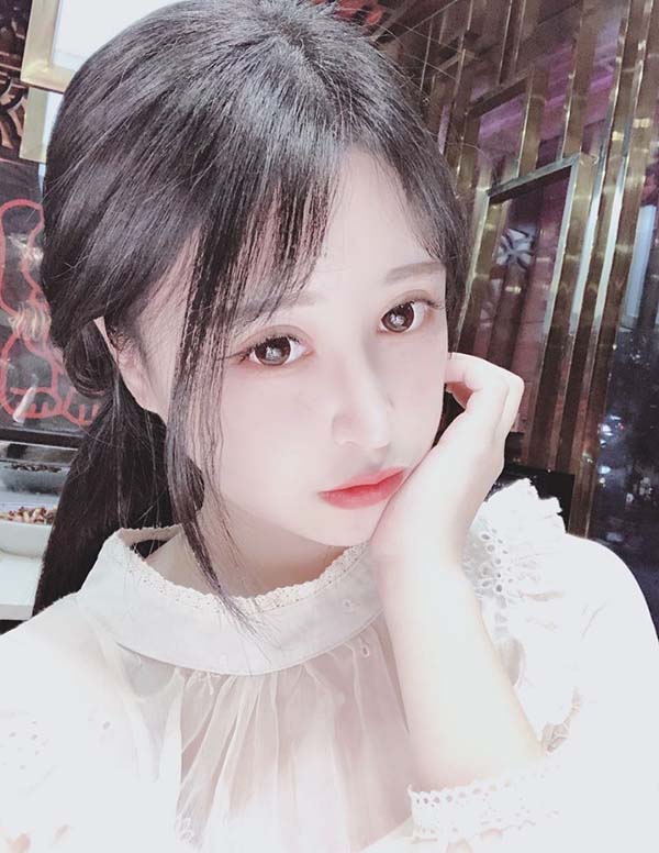 新加坡高端模特微信