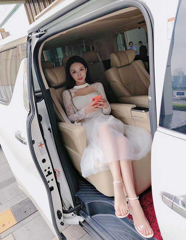 巴黎商务伴游招聘