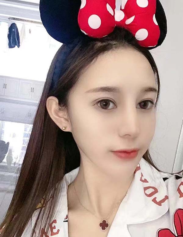 温哥华模特预约伴游